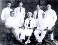 V.l.n.r. H.Horstman, F.G.van Gessel, F.van Abcoude, M.A.Alt, C.van Klaveren, D.H.W. Weenink-van Loon, D.van Klaveren.jpg